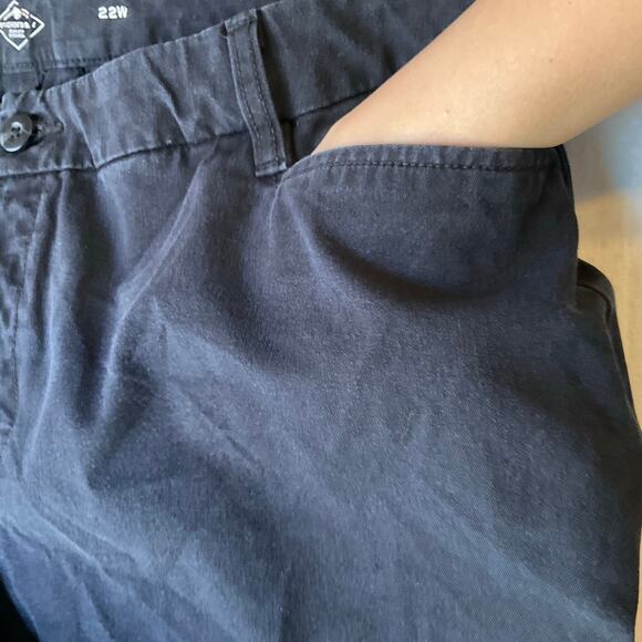 St. John's Bay Women Khaki Pants size 22W Black Straight Leg Mid Rise - Picture 8 of 11